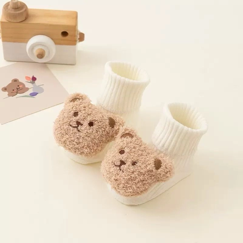 Teddy Bear Beanie & Booties Set
