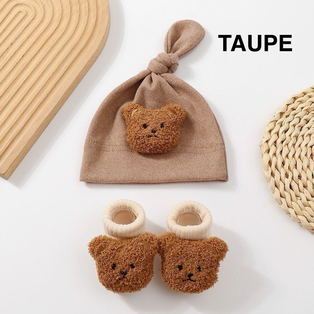Teddy Bear Knot Cap and Booties Set 3