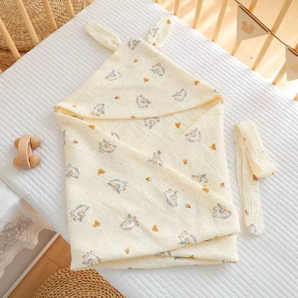 Muslin Hooded Quilted Blanket 3