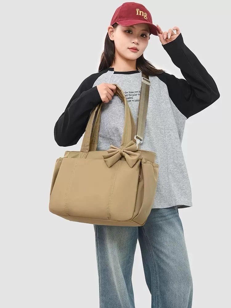 Bow Mommy Tote Diaper Bag 1