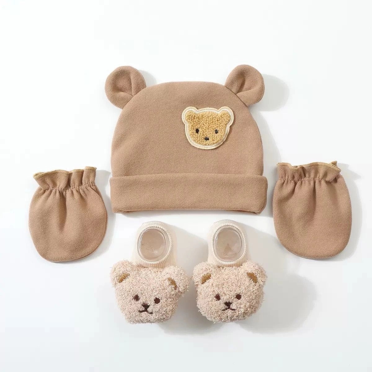 Teddy Patch cap, mitten & booties set 3