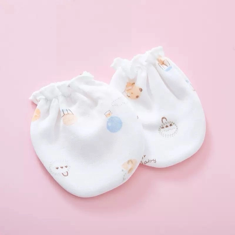 Newborn Cap Mitten Sock Set 3