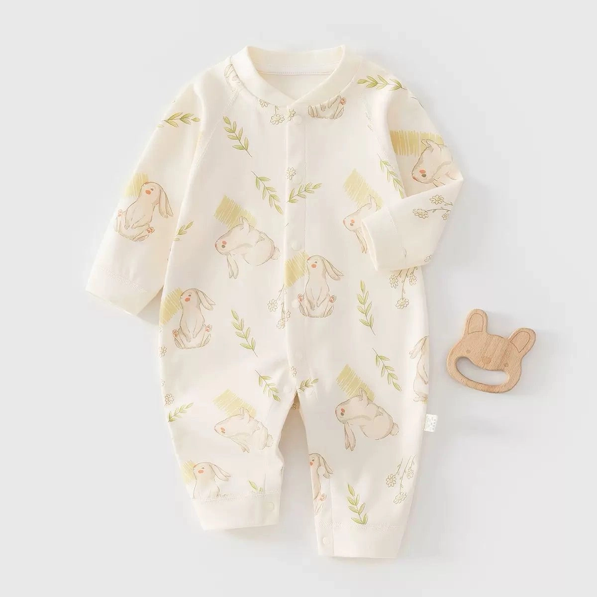 Vintage Rabbit Front-Snap Sleepsuit 1
