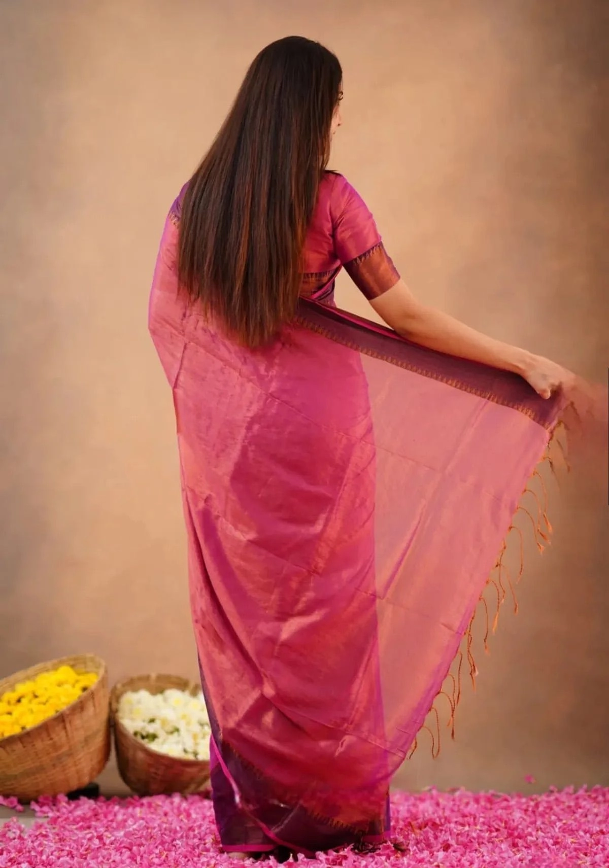 Premium Handloom Cotton Tissue Blend Saree 2