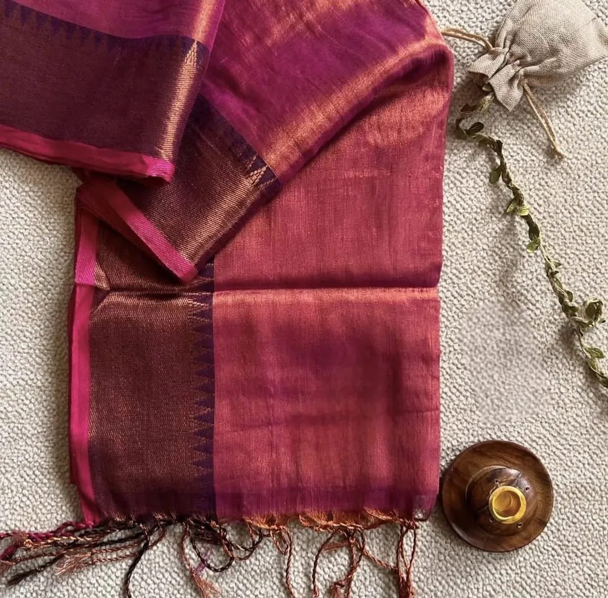 Premium Handloom Cotton Tissue Blend Saree 3