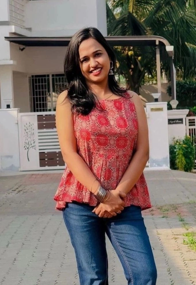 Deep Red Sleeveless Short Kurti