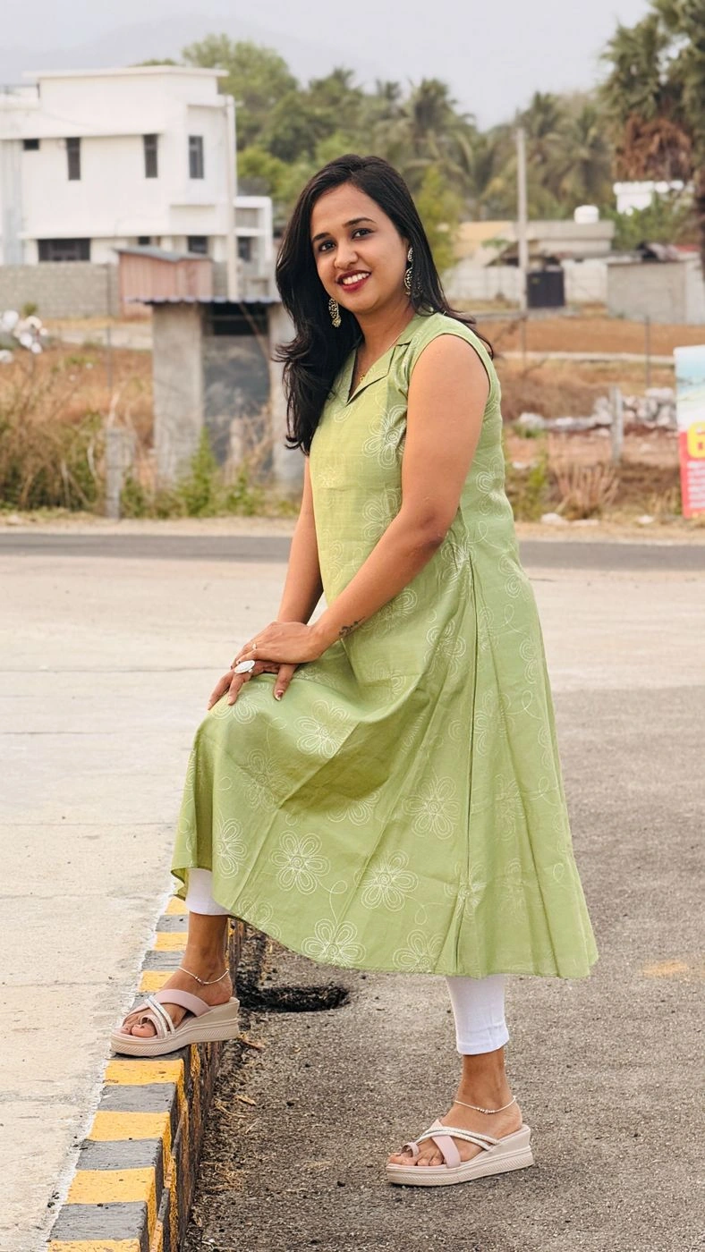 Elegant Pista Green Floral Kurti 6