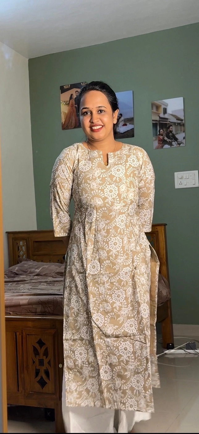 Beige Floral Pure Cotton Kurti🧡 6