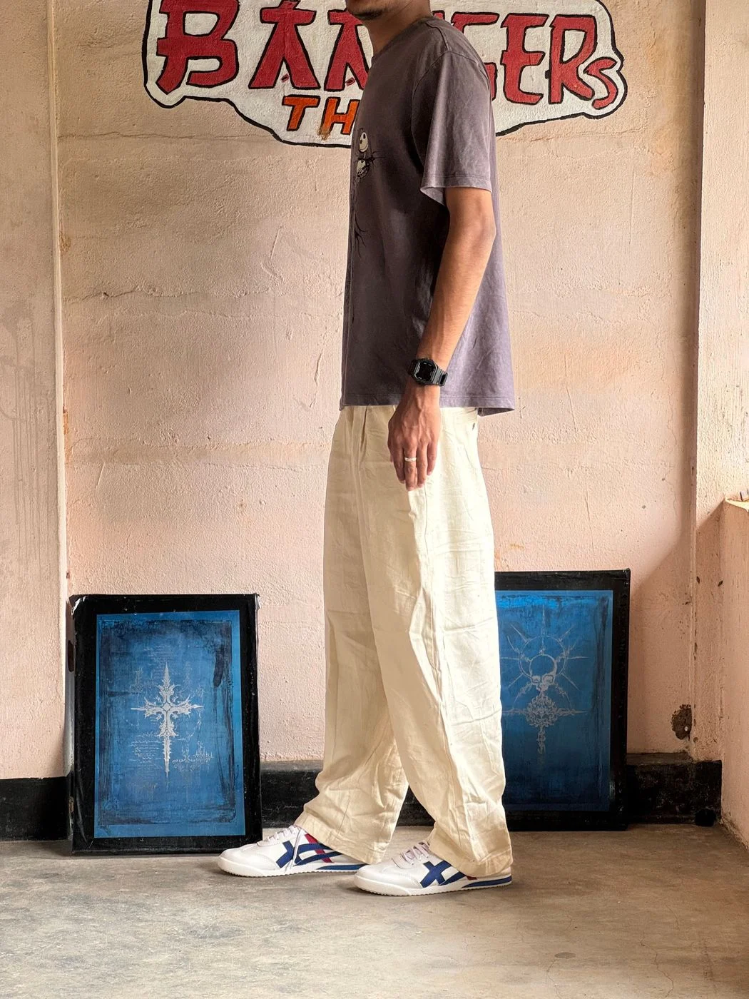 Ivory Baggy 2
