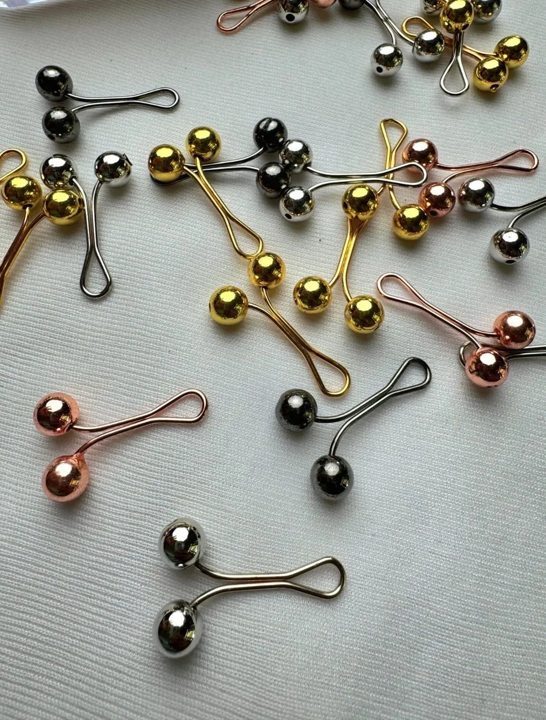 Premium Loop pins