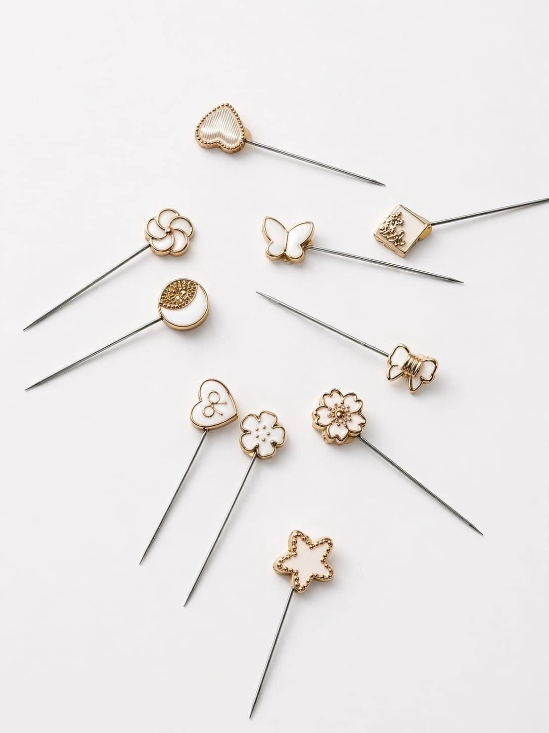 Crystal Diamond Pin- Charm