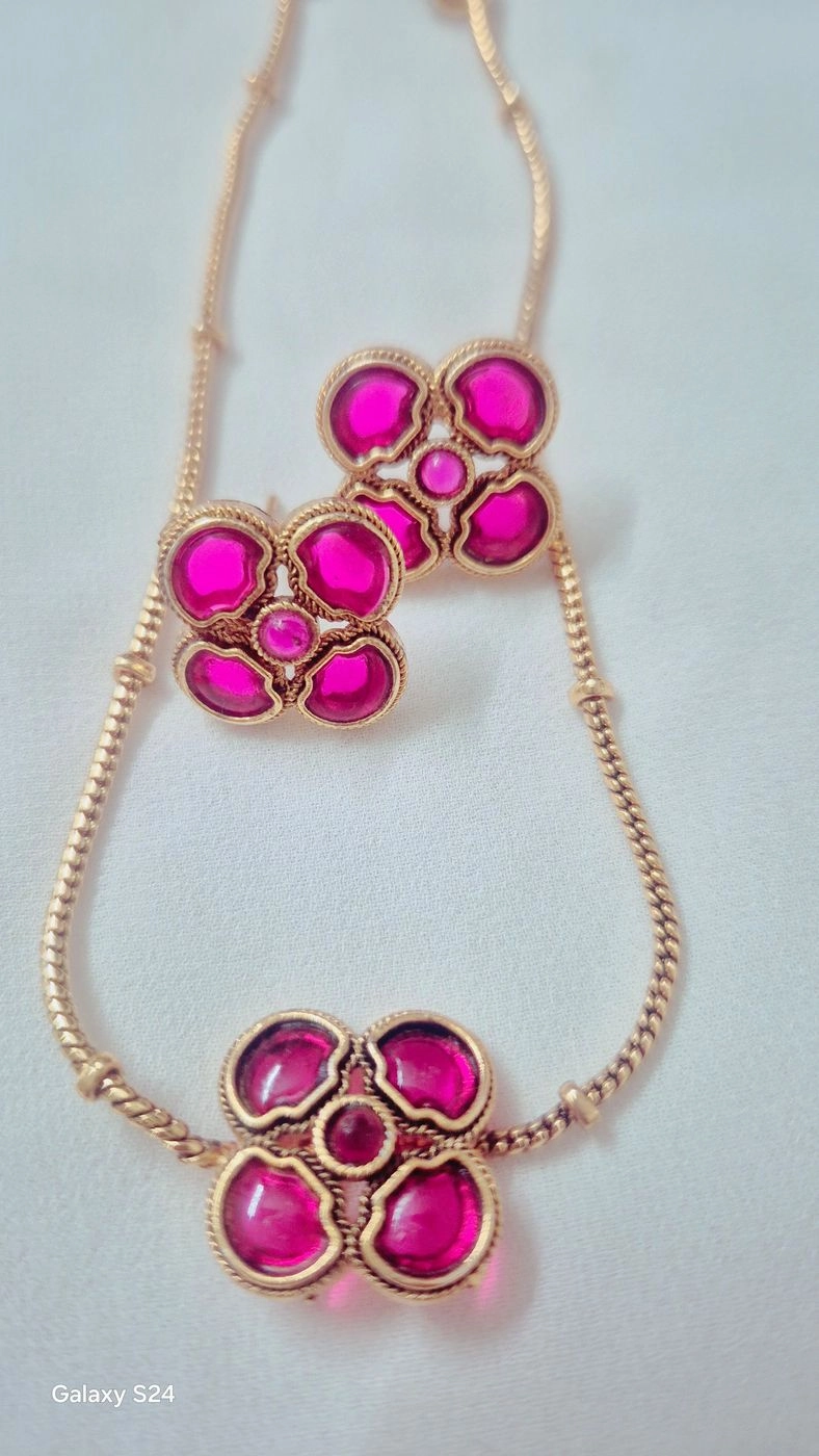 Aura Bloom: Gilded Floral Pendant & Stud Earring Set in Fuchsia Pink