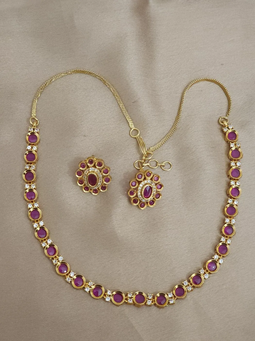 StyleHive Ruby Radiance Necklace Set