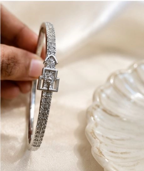 Luxe Pavé Lock Silver Bangle 2