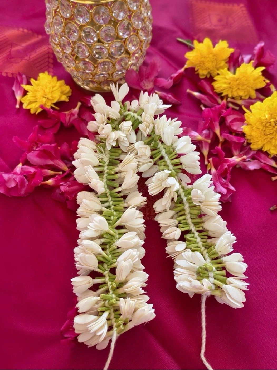 Nithya malli/mullai(oru muzham)