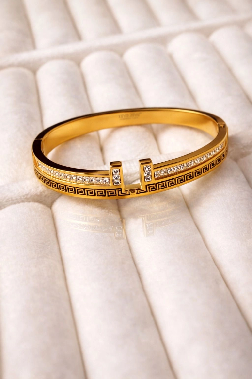 Titan Line Crystal Bangle