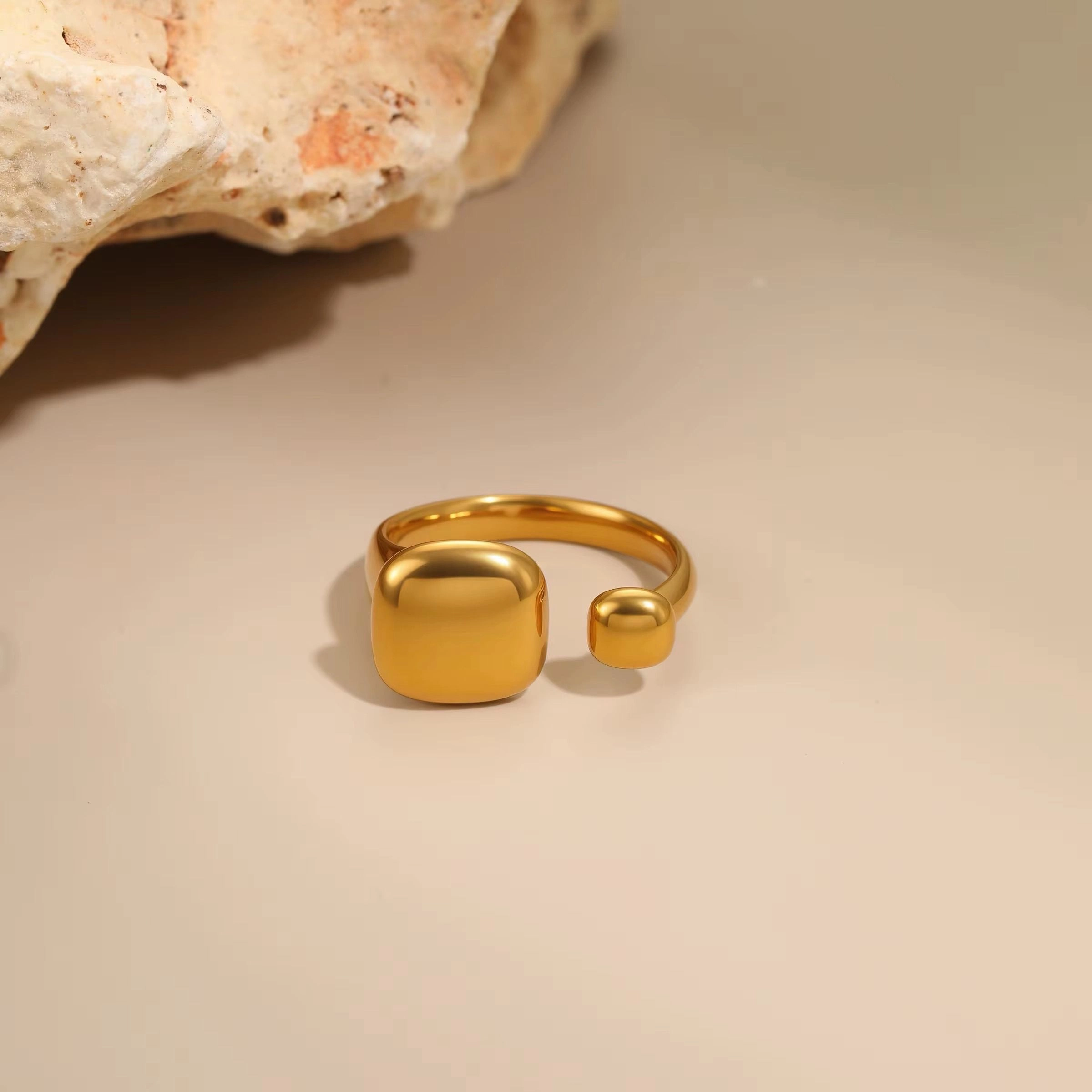 Celeste Cube Harmony Ring