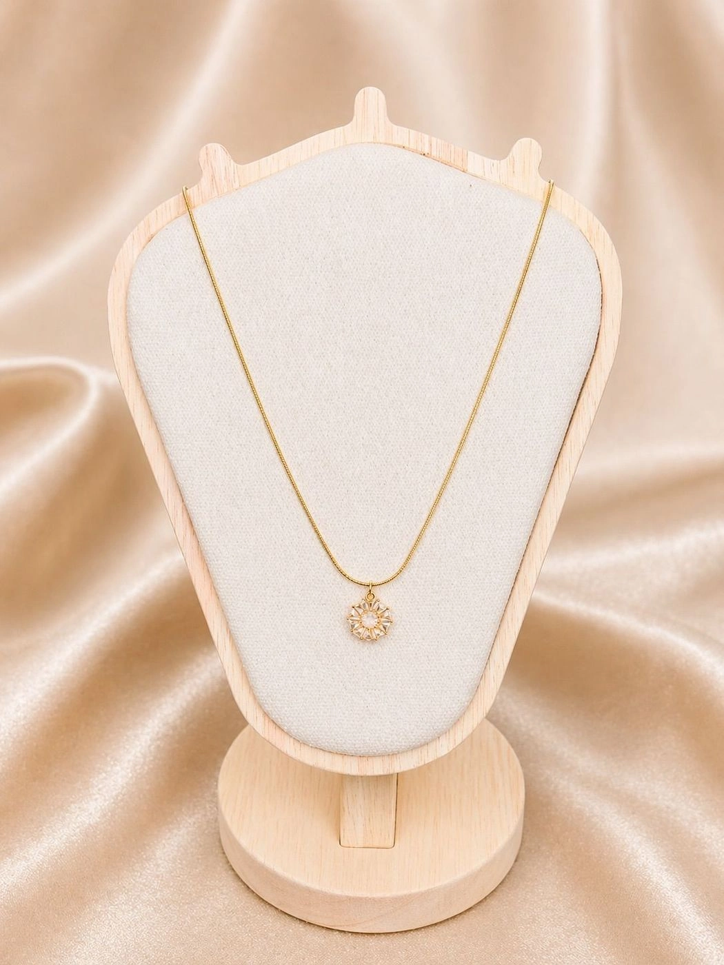Solar Bloom Necklace