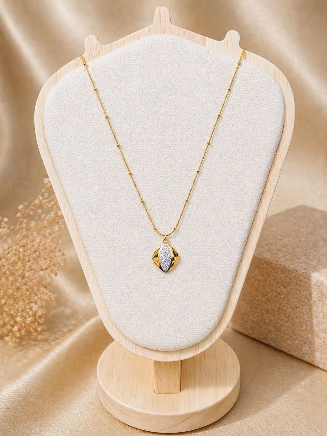 Radiant Core Necklace