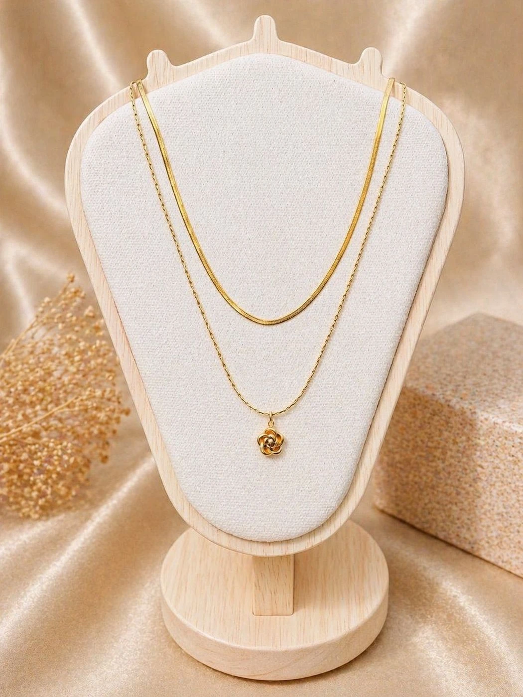 Luna Knot Pendant