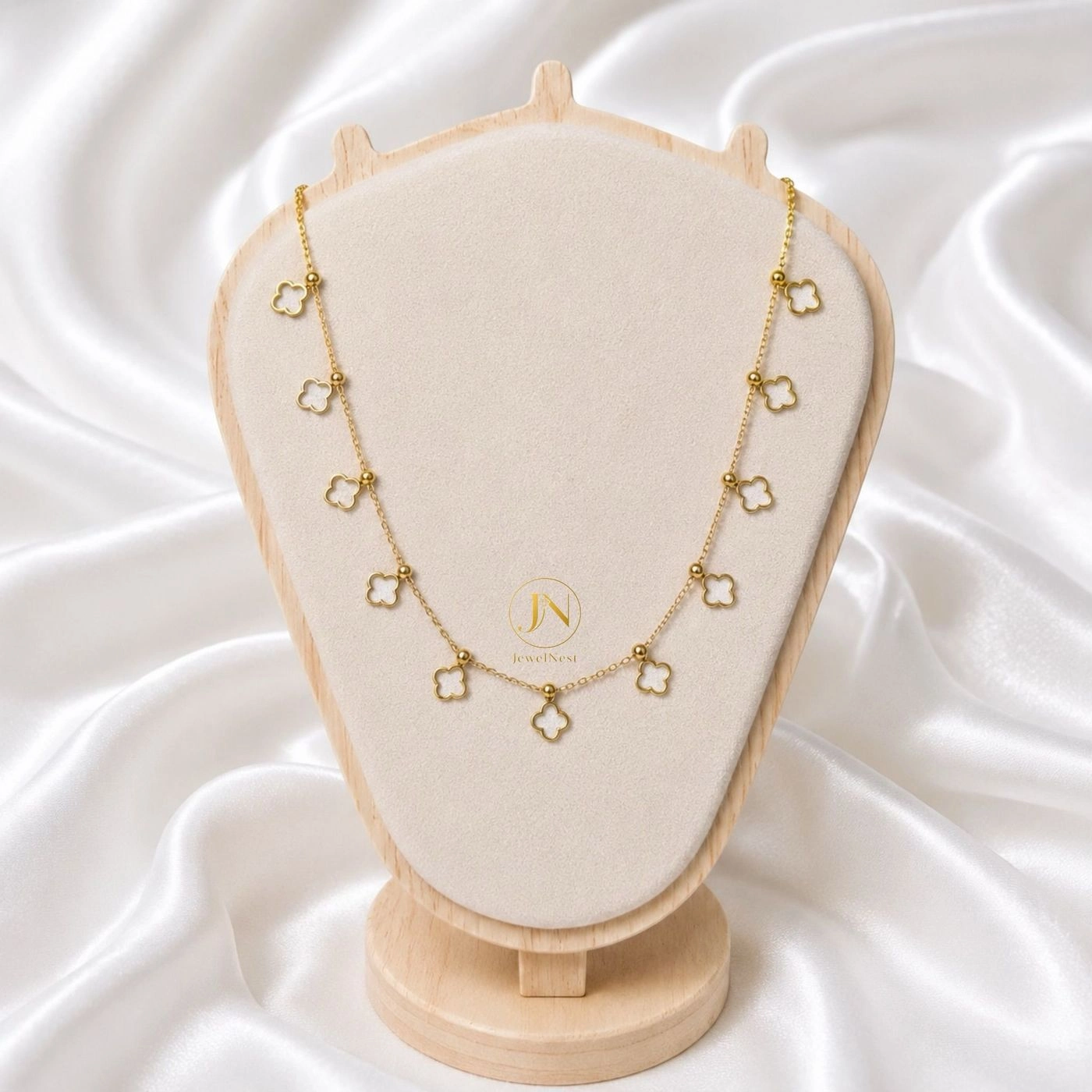 Ethereal Clover Necklace