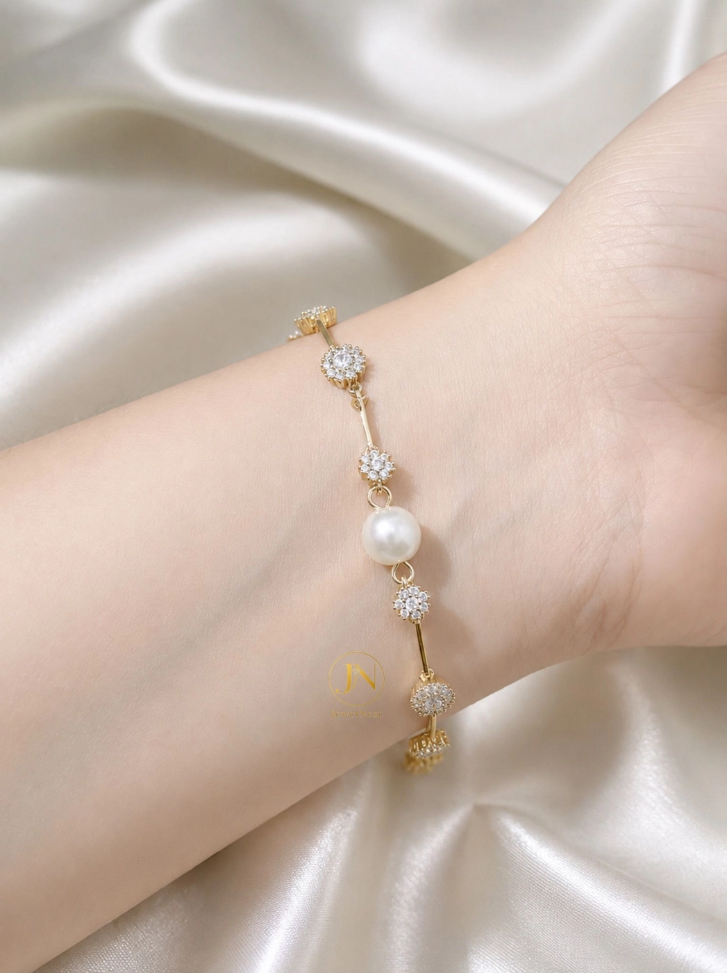 Pearl Bloom Bracelet 1