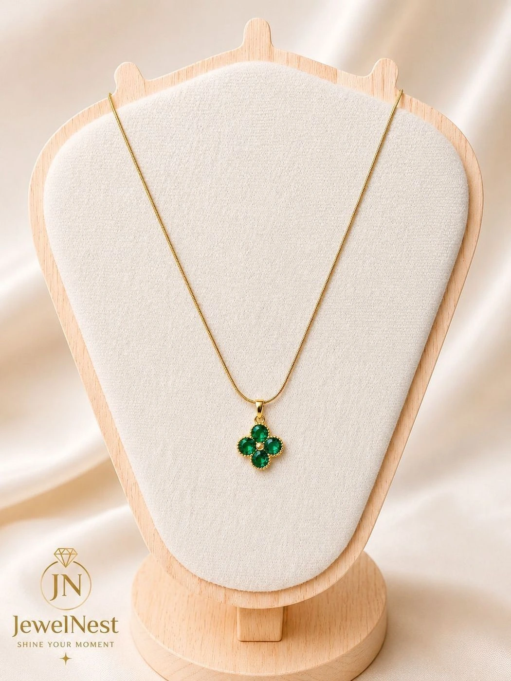 Emerald Clover Necklace