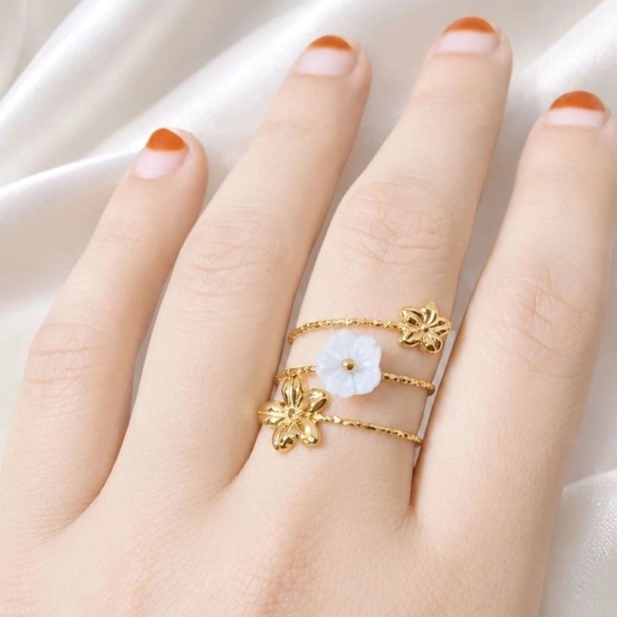 Golden Blossom Duo Ring 1