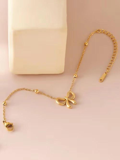 Golden Bow Charm Bracelet 2