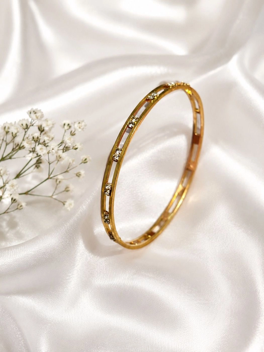 Golden Glow Bangle
