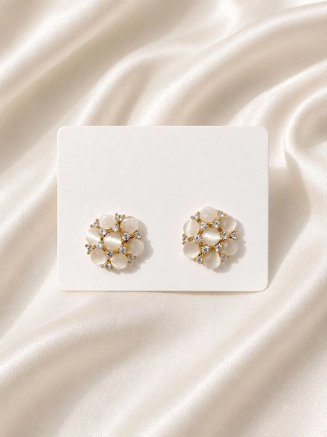 Royal Pearl Cluster Studs