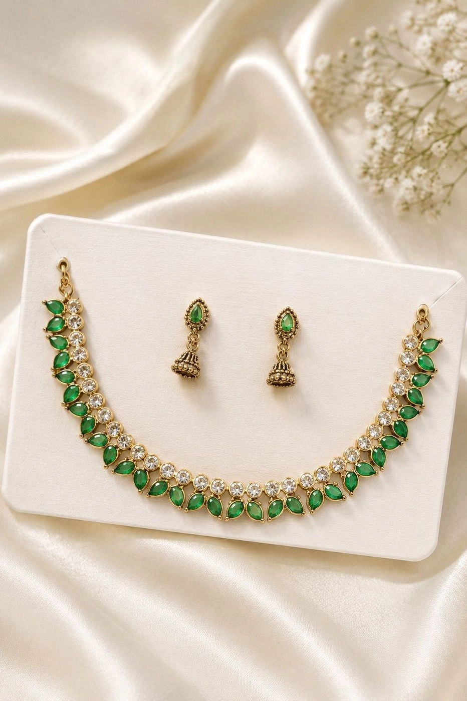 The Temple Leaf Choker