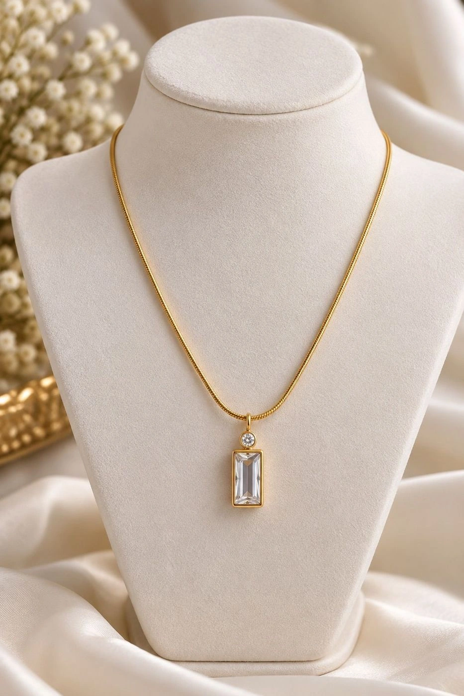 Aurora Crystal Necklace