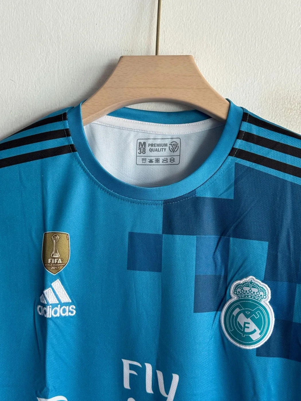 REAL MADRID 2017-18 THIRD KIT RONALDO EMBROIDERY 3