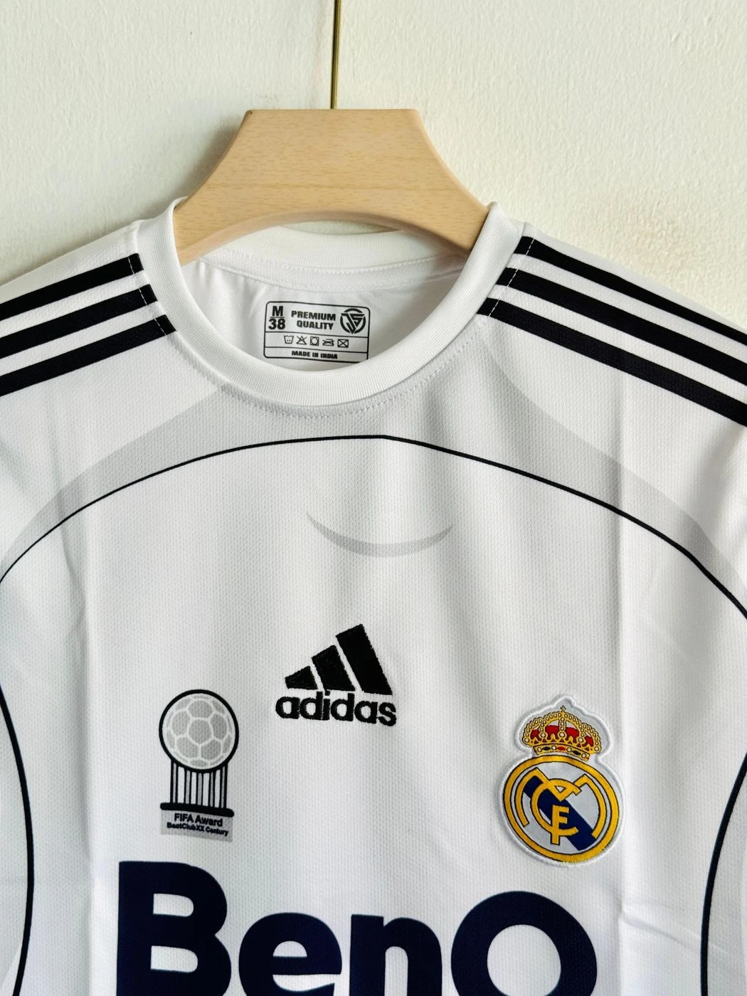 REAL MADRID 2006 HOME RONALDO EMBROIDERY 3