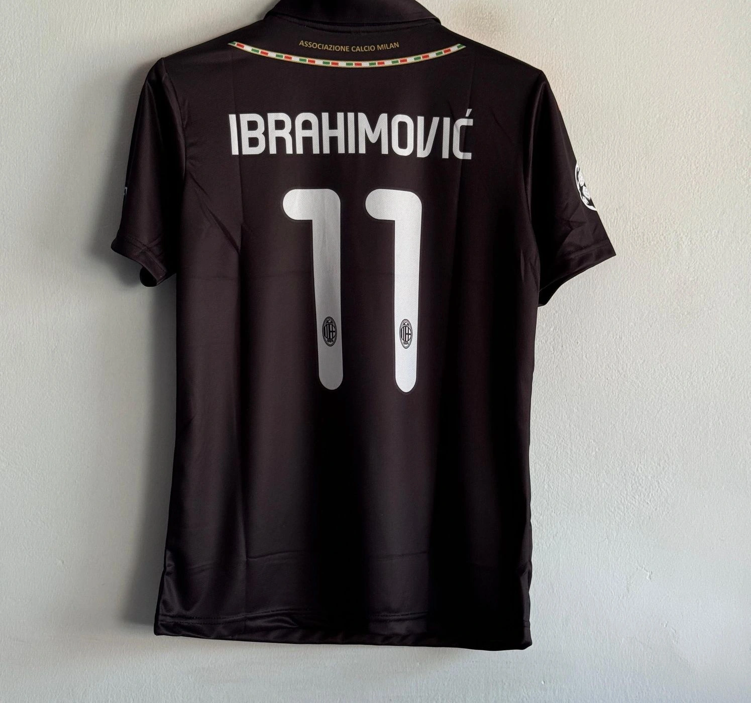 ACMILAN 2011-12 THIRD KIT IBRAHIMOVIC POLO EMBROIDERY PREMIUM 2