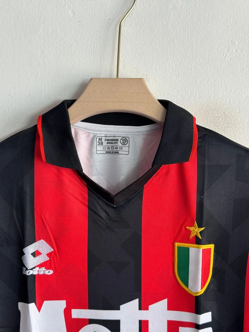 ACMILAN 1993-94 HOME KIT MALDINI POLO EMBROIDERY 3