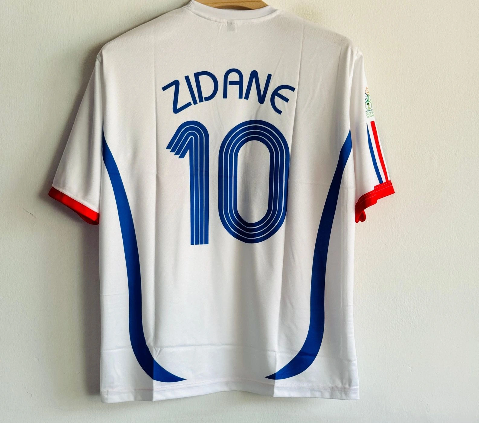 FRANCE 2006 AWAY KIT ZIDANE FIVESLEEVE