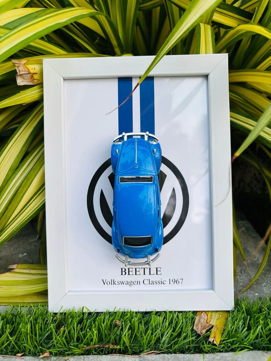 Volkswagen Beetle Frame – Blue Classic Edition 💙