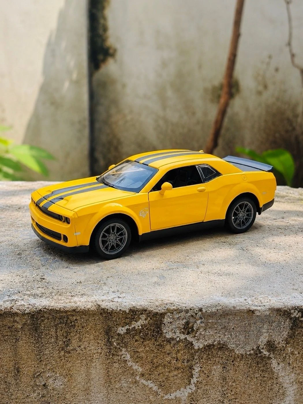 Dodge Challenger R/T – Racing Yellow Edition 💛 2