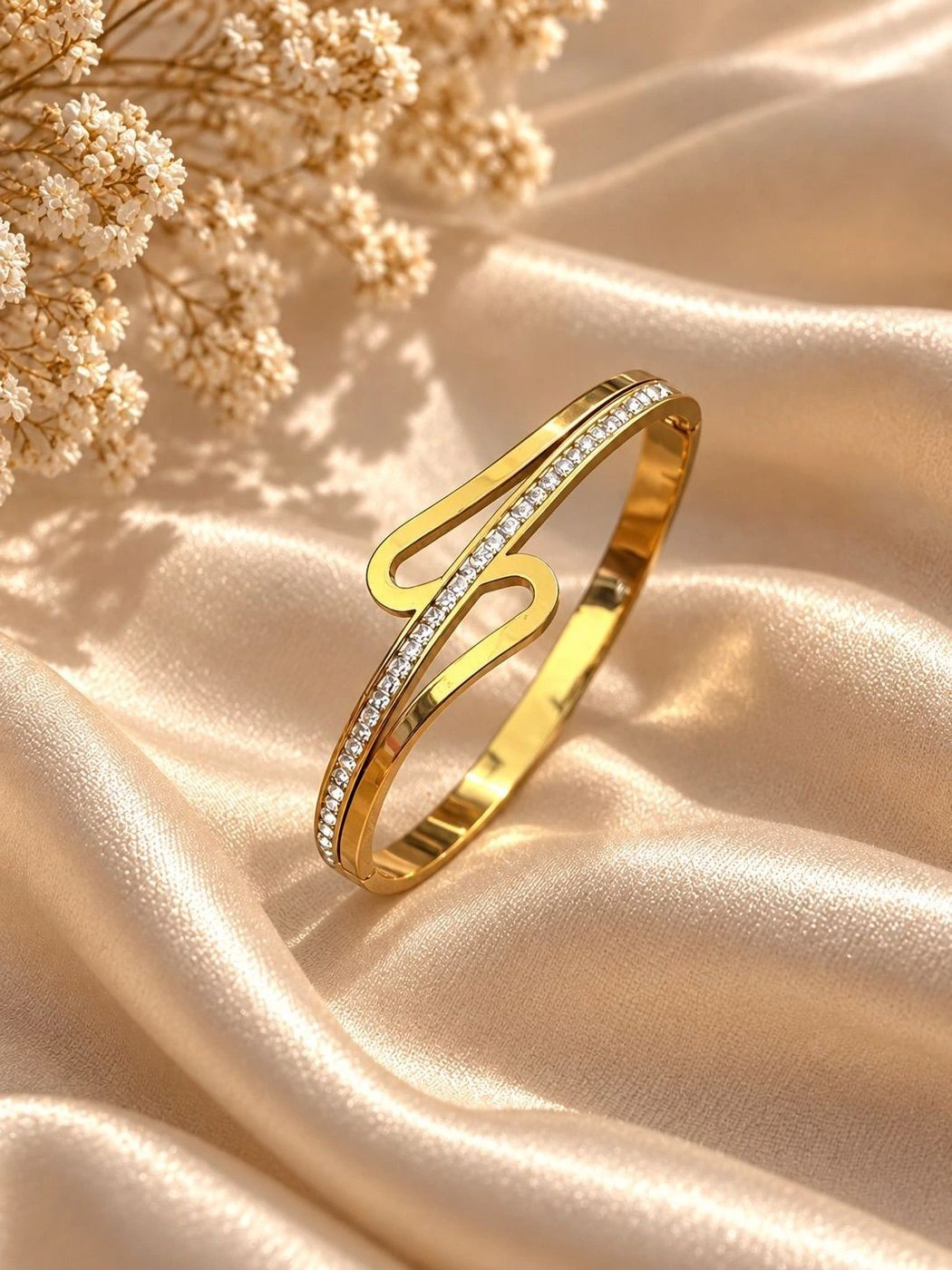 Golden Grace Bangle ✨ 2
