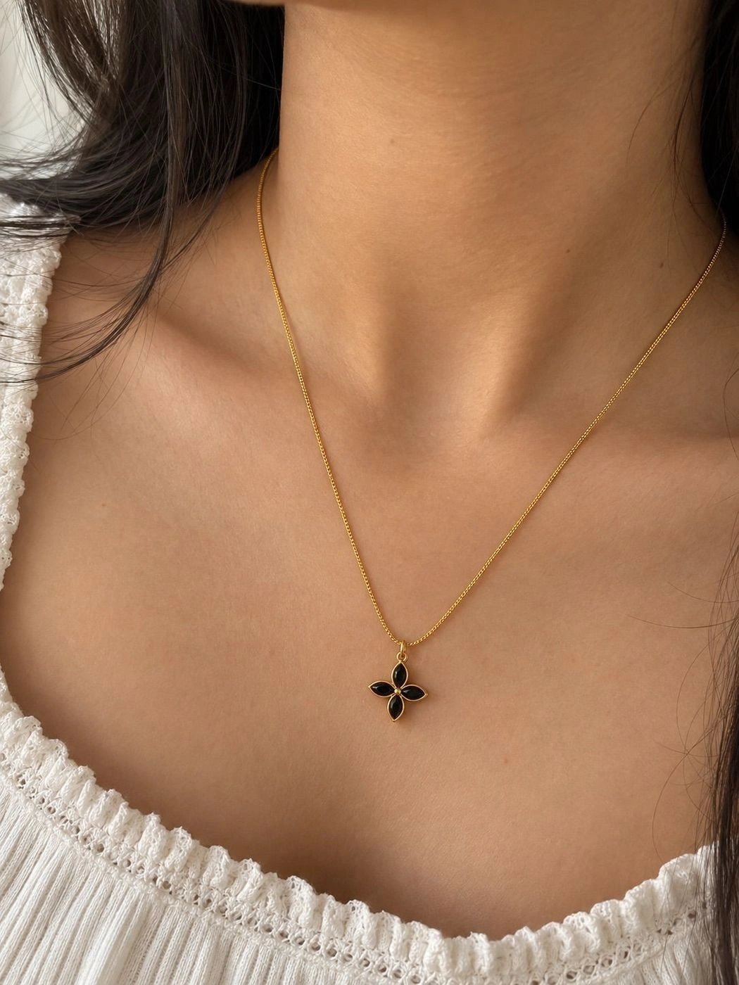Midnight Bloom Necklace 🖤 1