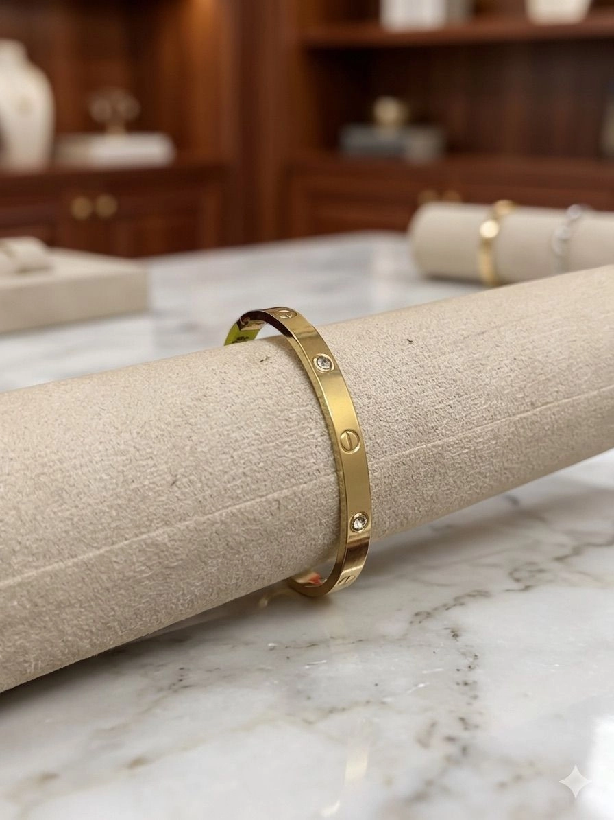 Love Bangle | Anti Tarnish 1