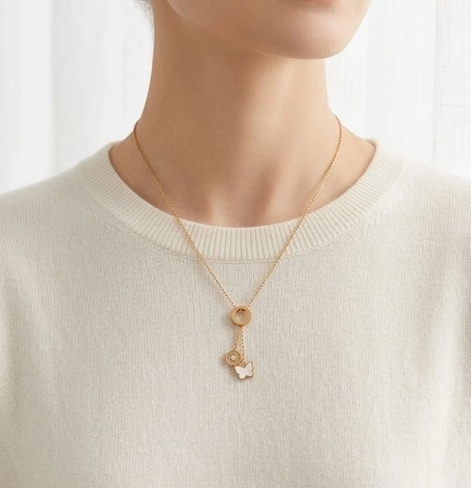 Chloe Butterfly Necklace 1
