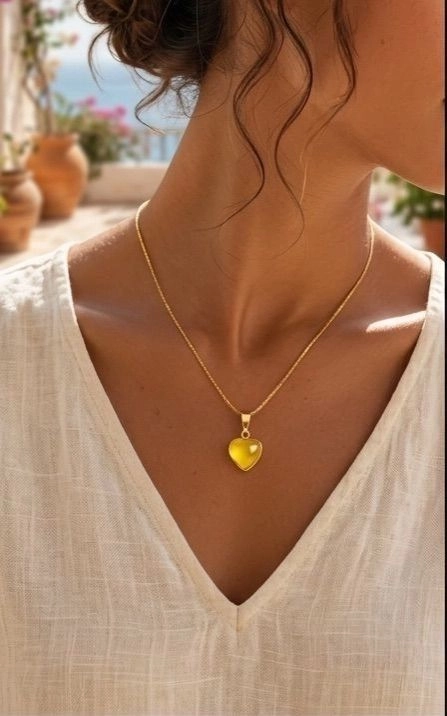 Golden Heart Pendant 1