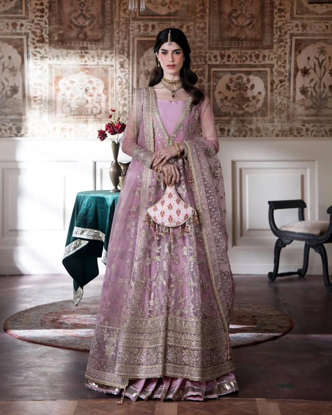 New out fit limited     edition