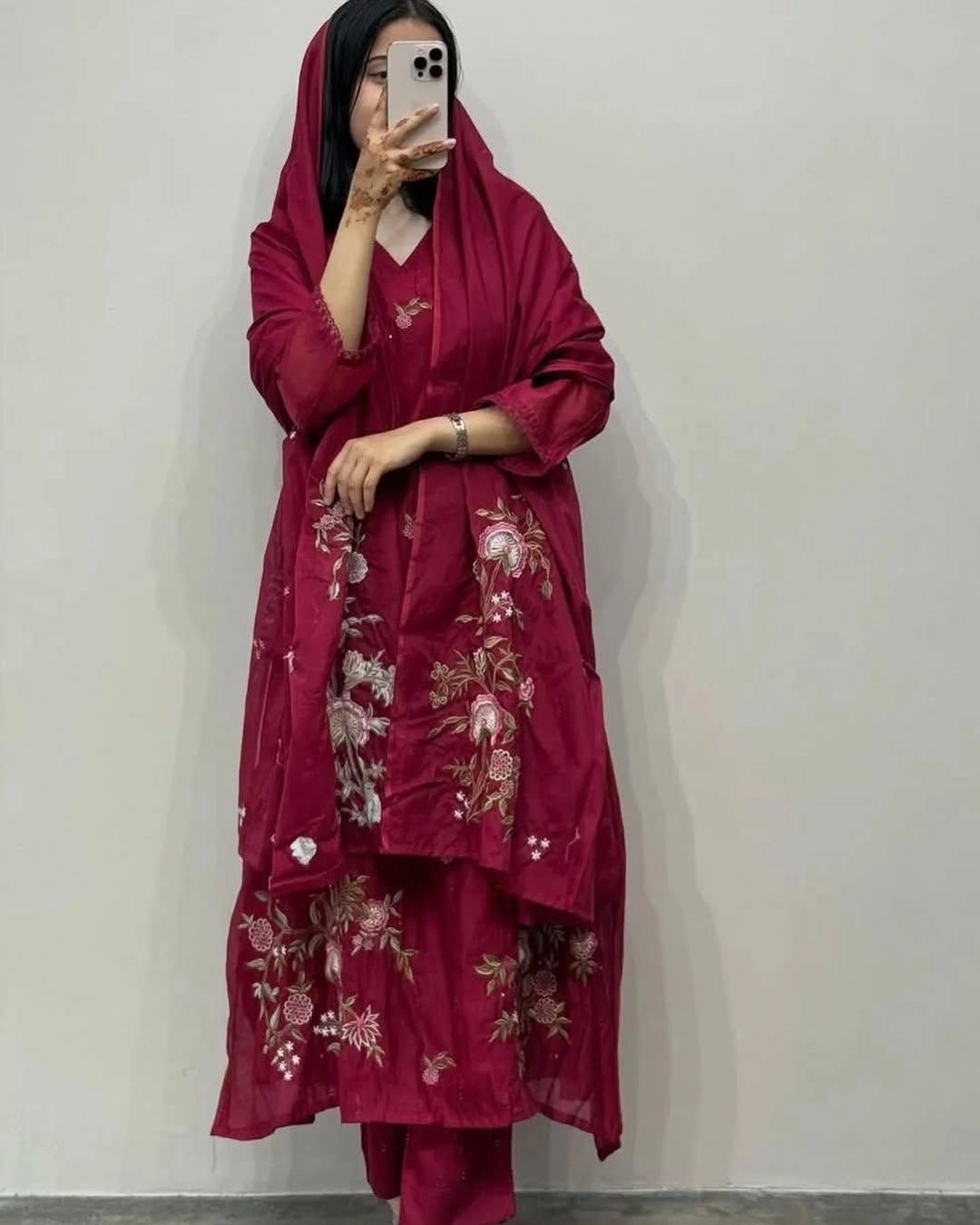 Red suits dupatta malmal 4