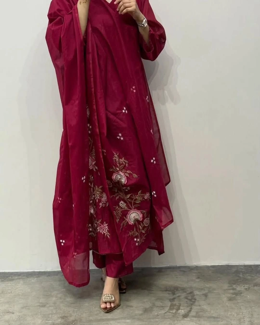 Red suits dupatta malmal 6