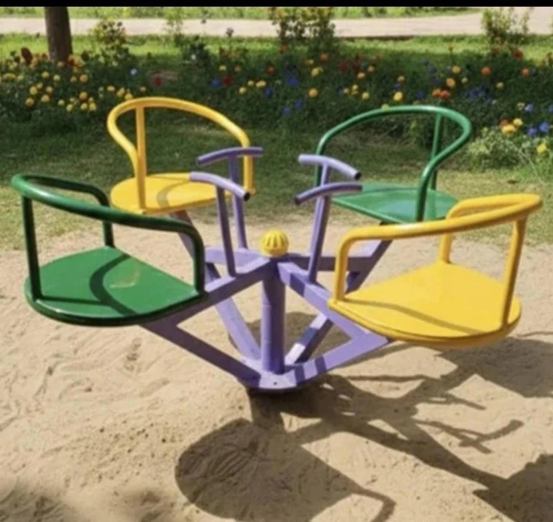 4 Seat Merry go round