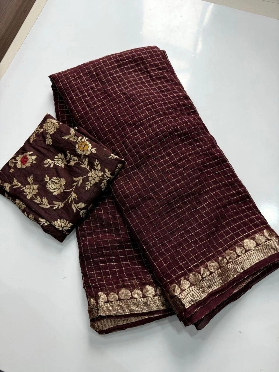 Viscose Georgette Saree With Mina Viscose Blouse